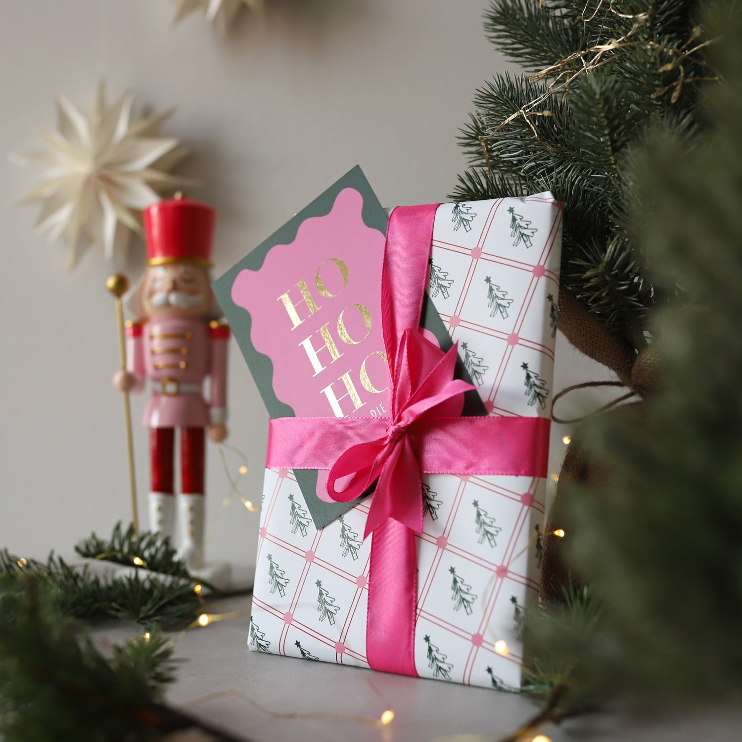 Postkarte „Ho Ho Hoch die Tassen“ mit Gold