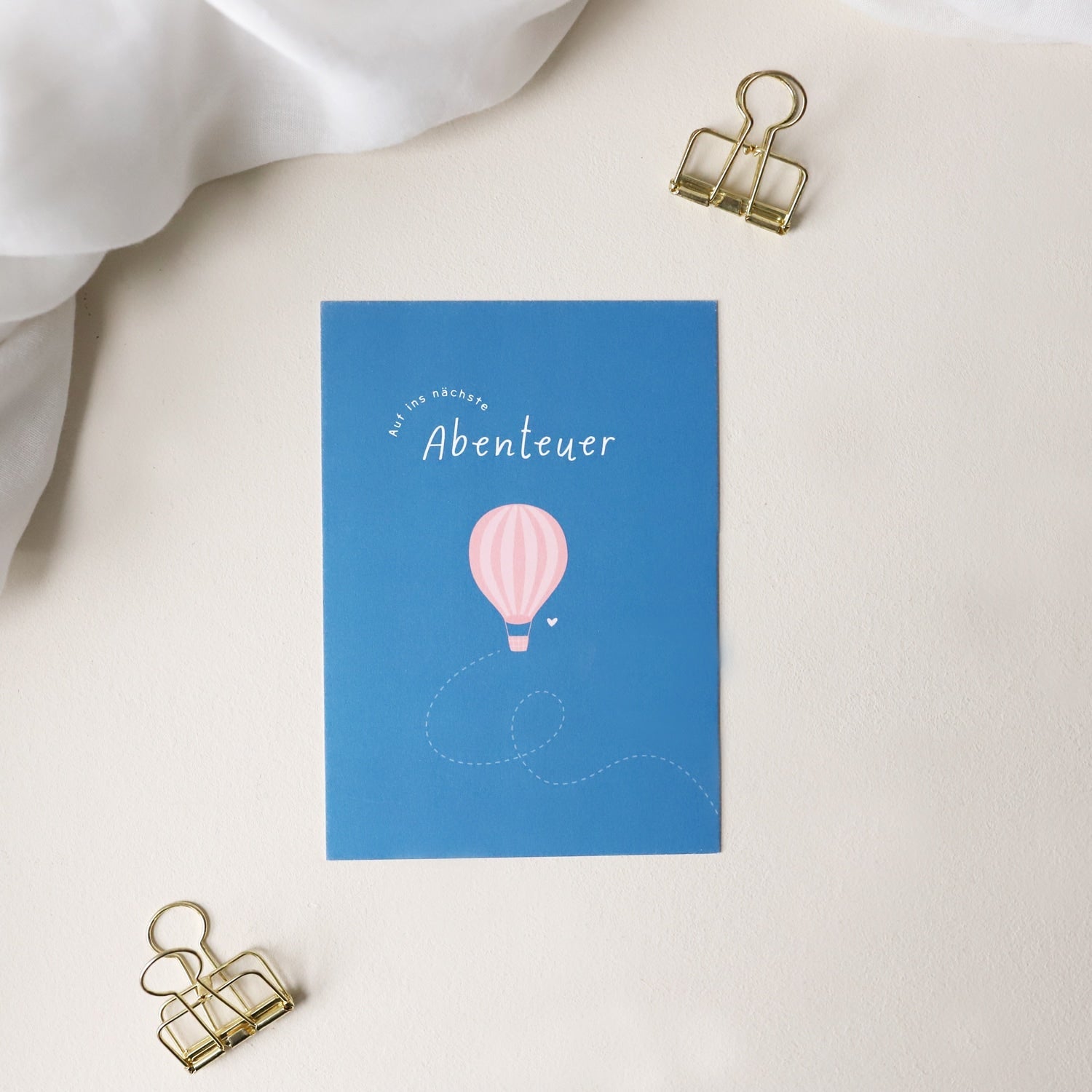 Postkarte „Auf ins nächste Abenteuer"