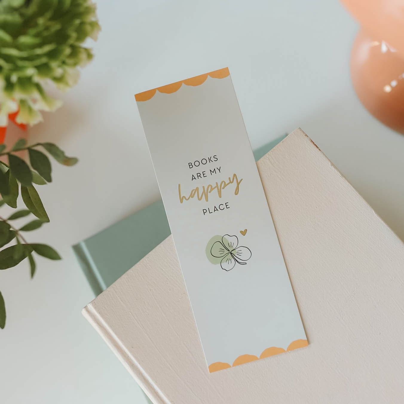 Lesezeichen „Happy Place“ mit Gold