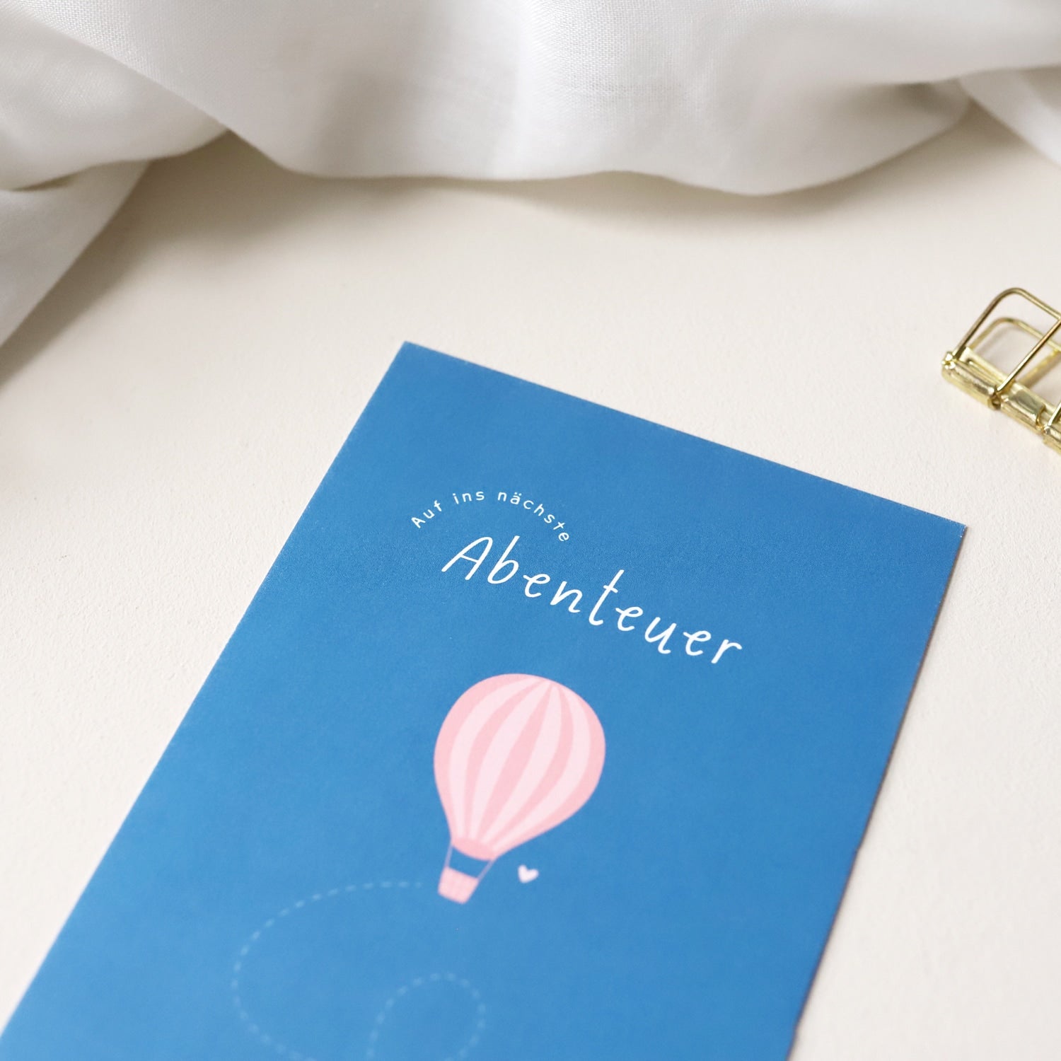 Postkarte „Auf ins nächste Abenteuer"