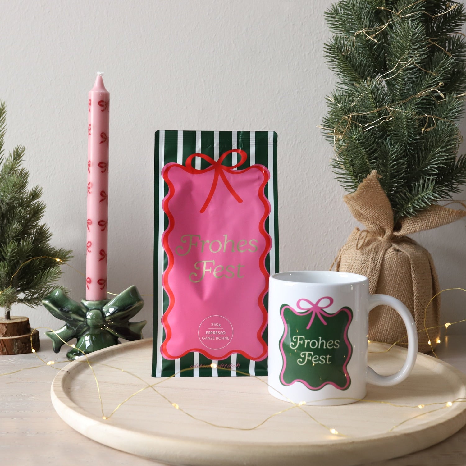 Bundle Tasse & Kaffee „Frohes Fest“, ganze Bohne, 250g